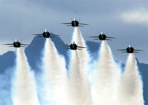 File:Blue Angels on Delta Formation.jpg - Wikipedia, the free encyclopedia