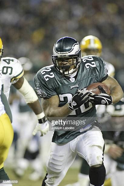 Runningback Duce Staley Photos and Premium High Res Pictures - Getty Images