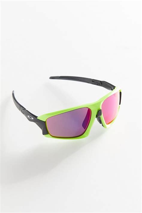 Oakley Field Jacket Sunglasses | Urban Outfitters