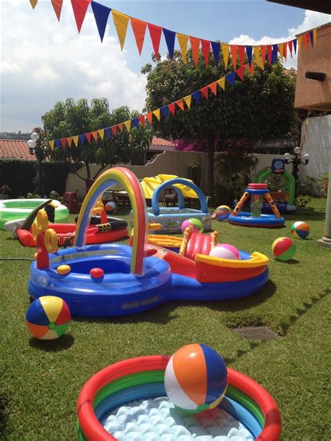 Pool Party Favor: Mini Pool