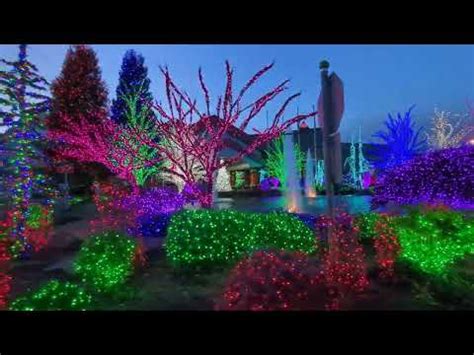 Beautiful Tulalip casino Christmas lights 2023 - YouTube