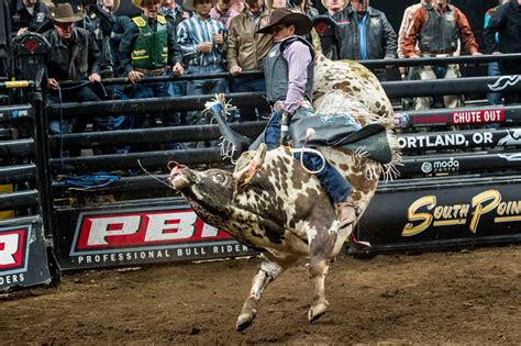 Rodeo/Event - 2017 - roughstockphotography.com