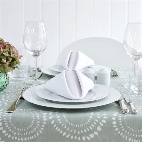 RESTAURANT TABLECLOTHS