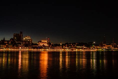 Hamburg at night Foto & Bild | architektur, architektur bei nacht ...