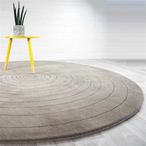 Tapis de luxe rond gris clair Eden par Angelo - diamètre 220 cm