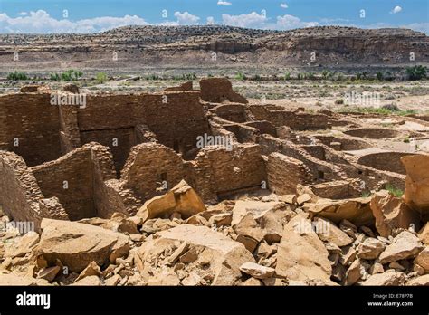 Pueblo Bonito, Chaco Culture National Historical Park, Chaco Canyon; New Mexico, United States ...