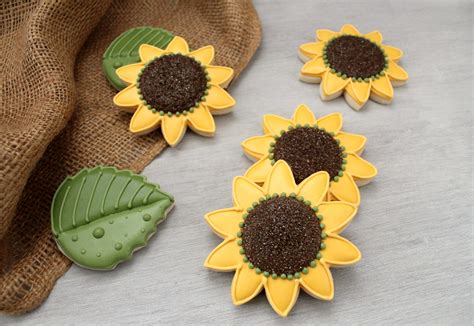 Pretty Sunflower Cookies - The Sweet Adventures of Sugar Belle