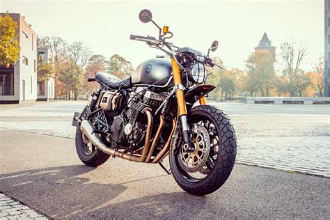 UNDERNEATH THE RADAR. A Honda CB750 Urban Scrambler by Moto Adonis ...