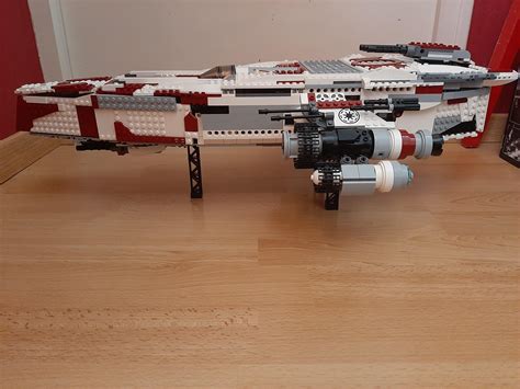 Republic army fregate (Star Wars inspired moc) : r/lego