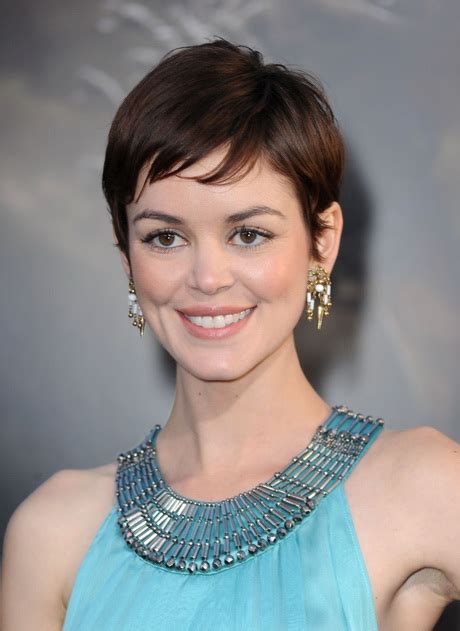 Glamorous hairstyles for short hair