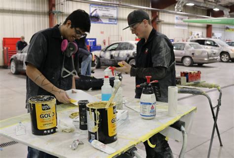 Collision Repair & Refinishing | Auto Body School