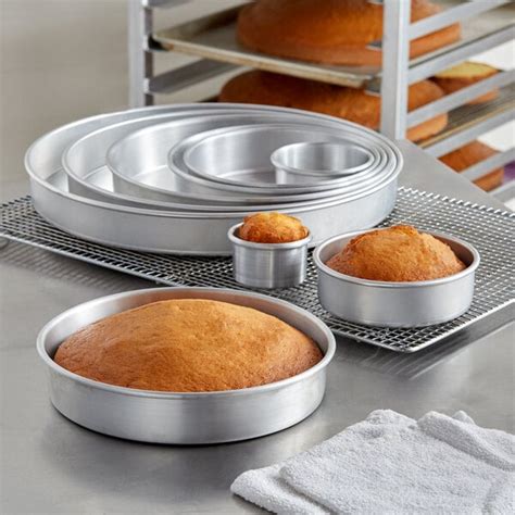 6" x 2" Round Aluminum Small Cake Pan | Deep Dish Pizza Pan