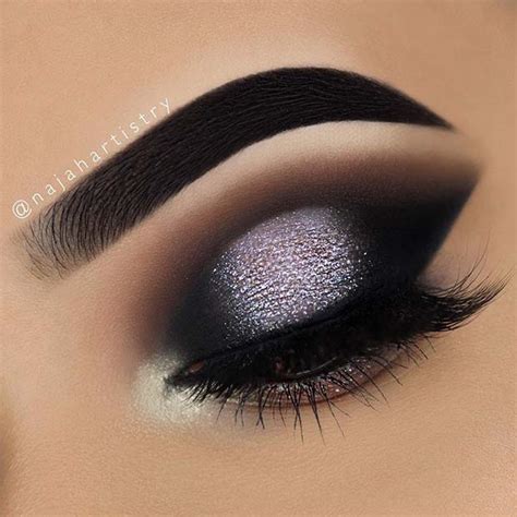 23 Glitzy New Year's Eve Makeup Ideas - crazyforus