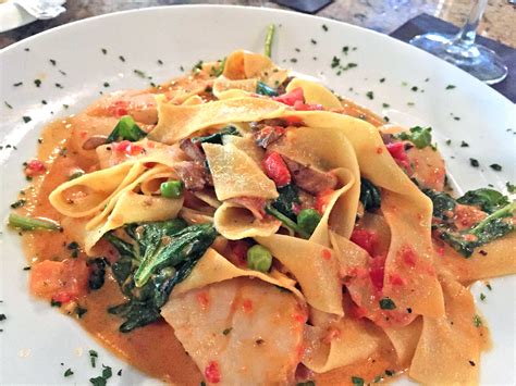 10 Best Italian Restaurants in St. Petersburg, FL for 2016