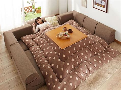 This Heated Kotatsu Table Lets You Nap, Work, Or Eat While Keeping Super Cozy