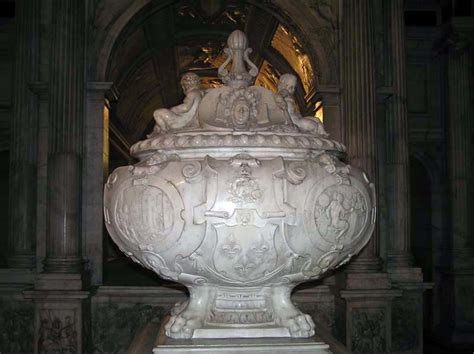ไฟล์:Tombeau du Coeur de François I, Basilique Saint-Denis (monument containing the heart of ...