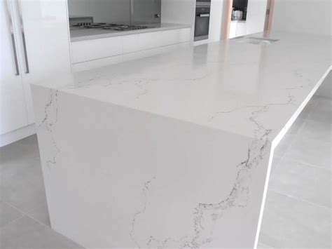 Statuario Nuvo 40mm Caesarstone - Modern - Kitchen - by Living Edge Kitchens | Houzz IE