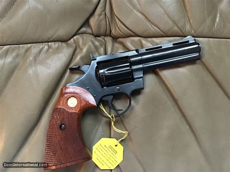 COLT DIAMONDBACK 22 LR. 4” BLUE MFG. 1969, NEW UNFIRED, UNTURNED, IN ...