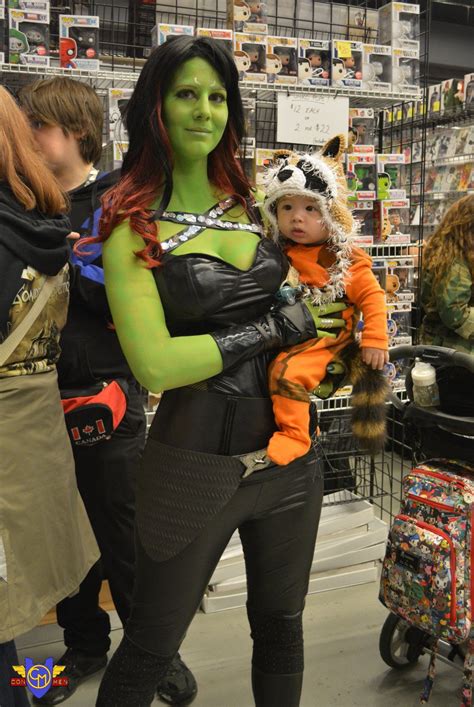 Gamora/Rocket Raccoon Cosplay - MCC 2014 by ConMenWebSeries.deviantart ...