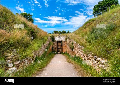 The Mycenae archaeological site in Greece Stock Photo - Alamy