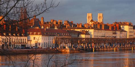 Que Visiter à Chalon-sur-Saône ? La Cathédrale Saint-Vincent, le Musée ...