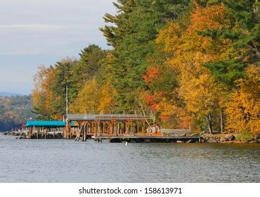 Fall Foliage On Lake Winnipesaukee Gilford Stock Photo 158613971 ...