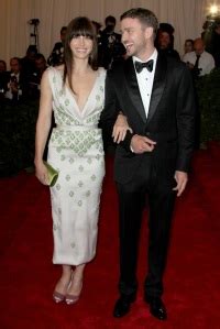 [GALLERY] Jessica Biel & Justin Timberlake’s Best Red Carpet Looks – Footwear News