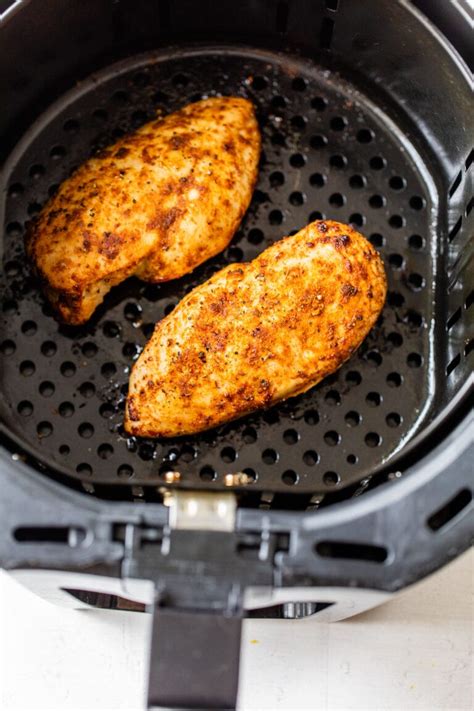 Air Fryer Chicken Breast {Easy, Tender, Juicy!} – WellPlated.com