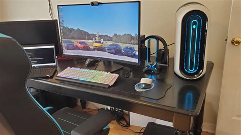 Completely new setup after 9 years with an Aurora R3 : Alienware