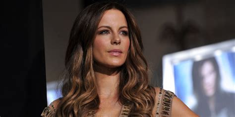 Kate Beckinsale shares pregnancy loss, support for Chrissy Teigen