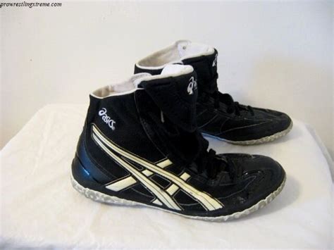 Asics Womens Wrestling Shoes Gallery in 2020 | Wrestling shoes, Women's wrestling, Shoe gallery