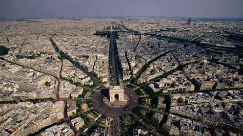 Imagini pentru paris night aerial view | Aerial view, Arc de triomphe ...