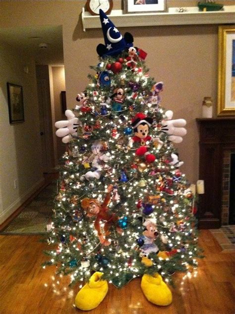 Christmas Stuff: A Disney Christmas Tree