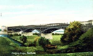 Nottinghamshire history > Arthur Mee, The King's England: Nottinghamshire > Dunham and Eakring