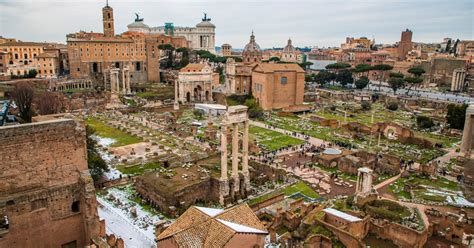 Explore the Ruins of the Roman Forum & Palatine Hill, Rome, Italy