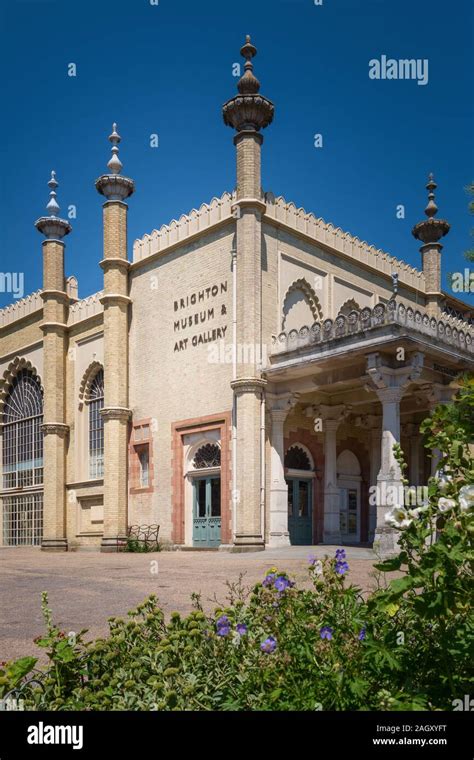 Brighton Museum And Art Gallery Uk Stock Photo Alamy