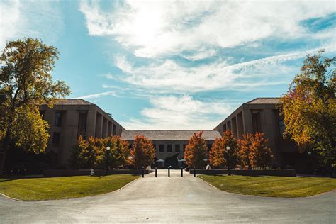 Stanford Law School - Home