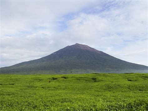 Apriadinata's Blog: Jalur Pendakian Gunung Kerinci