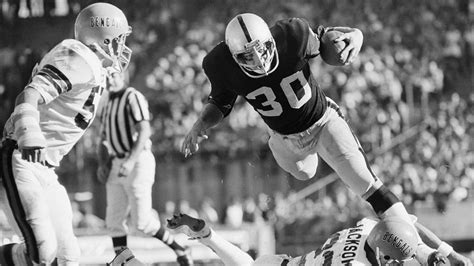 Raiders defeat Bengals in 1975 AFC Divisional Round