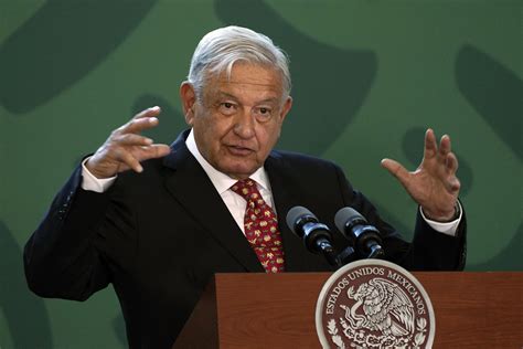 Mexican leader brushes off US allegations of Russia spies | AP News