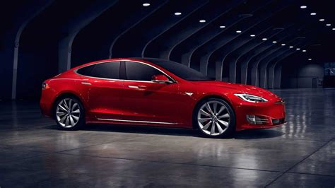 Tesla é a marca de automóveis mais valiosa do mundo