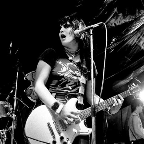 Stream Joan Jett - I Love Rock 'n Roll (Live at Lochem Festival 1980 ...