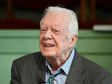 Former US President Jimmy Carter begins hospice care at home | News | Al Jazeera