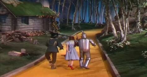 DVD Version Wizard of Oz,: Hanging Munchkin Clip (Edited Version ...