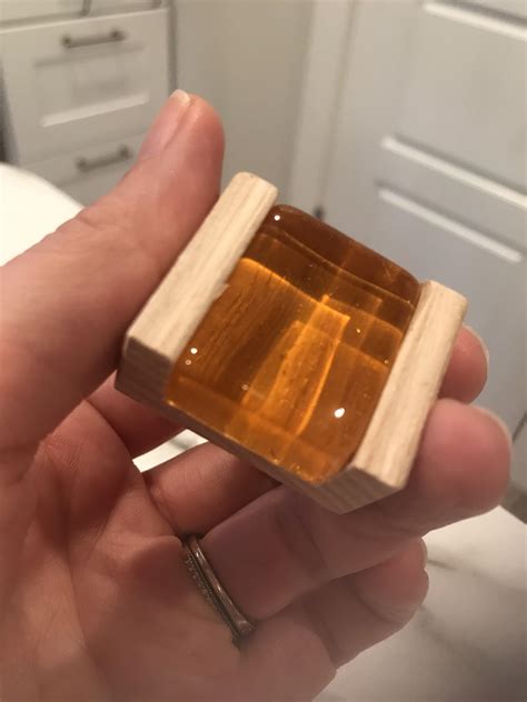 Untouched violin rosin. : r/oddlysatisfying