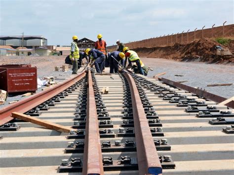 Gov’t begins demarcating SGR route - Eagle Online