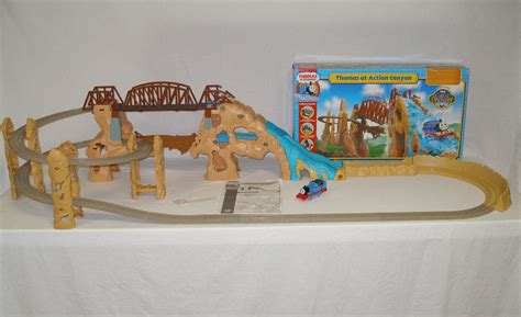 Thomas & Friends Trackmaster "Thomas at Action Canyon" Complete Set w ...