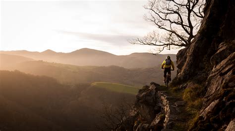 Sunset Trail Finding - BasqueMTB - Mountain Biking Pictures - Vital MTB