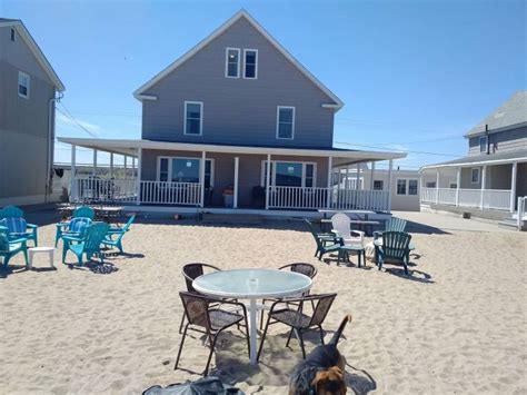 Salisbury Beach, MA Vacation Rentals from $64 | Hometogo