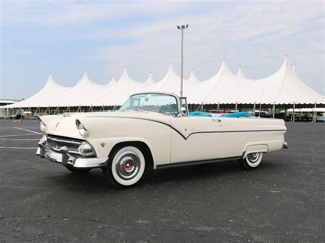 1955 Ford Fairlane Convertible | Auburn Fall 2018 | RM Sotheby's